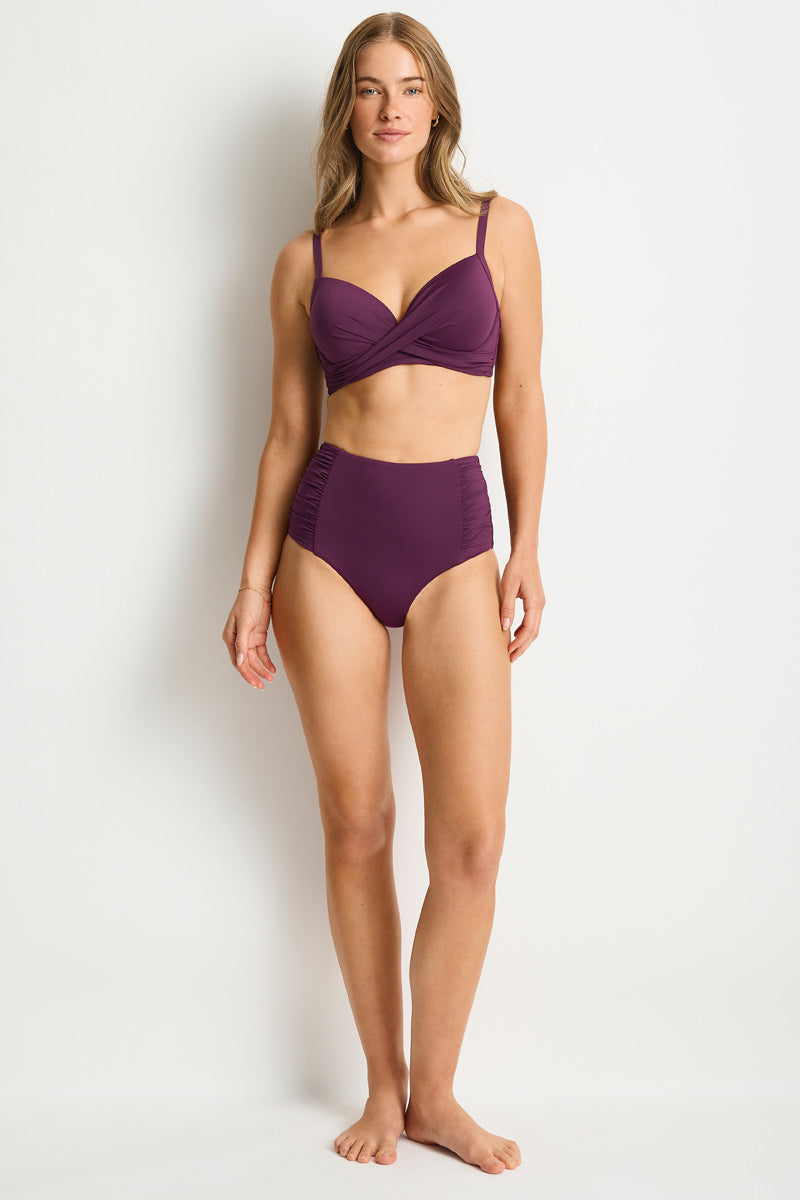 Essentials Edit Cross Front Moulded Cup Bra