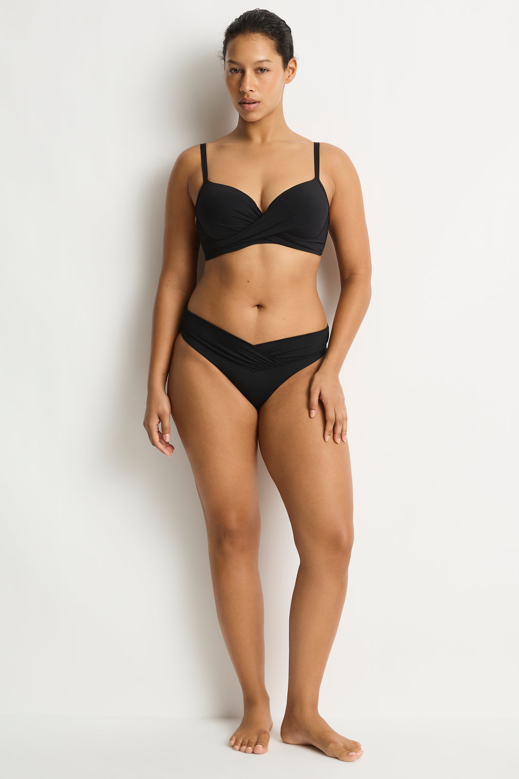 Essentials Edit V Front Mid Pant