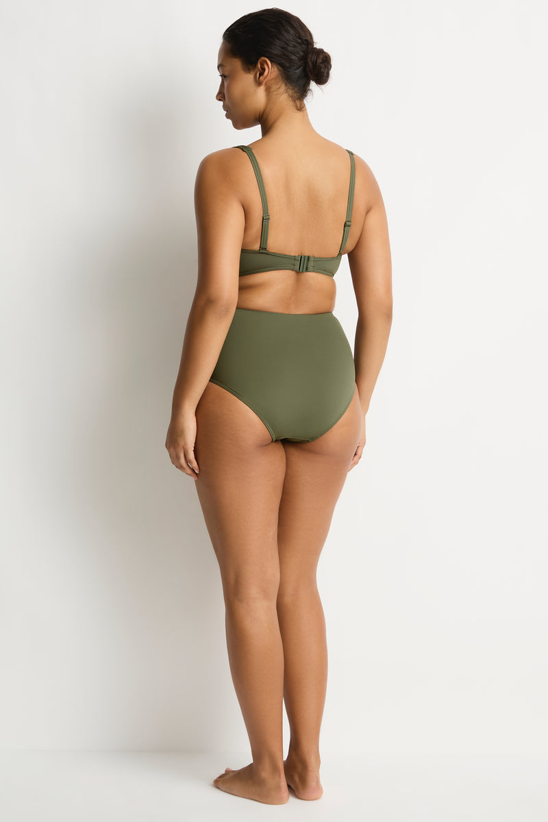 Eco Essentials High Waist Gathered Side Pant