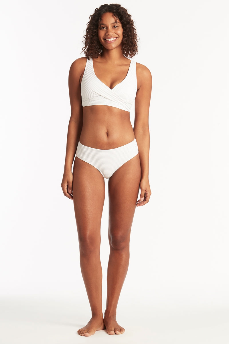 Spinnaker Cross Front Multifit Bra - Spinnaker White - Sea Level Australia 